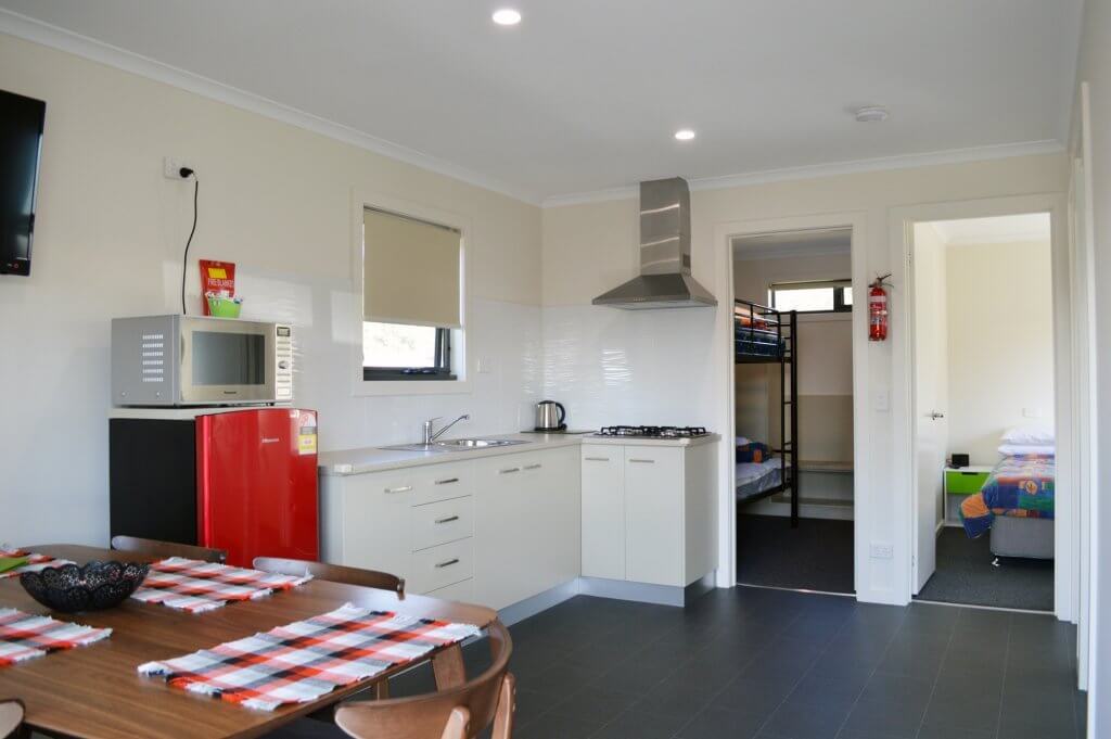 Cosy Cabin Accommodation Hobart - Barilla Holiday Park